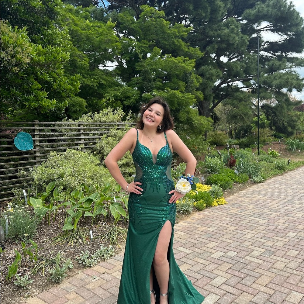 Emerald Green Savvy Prom Dress